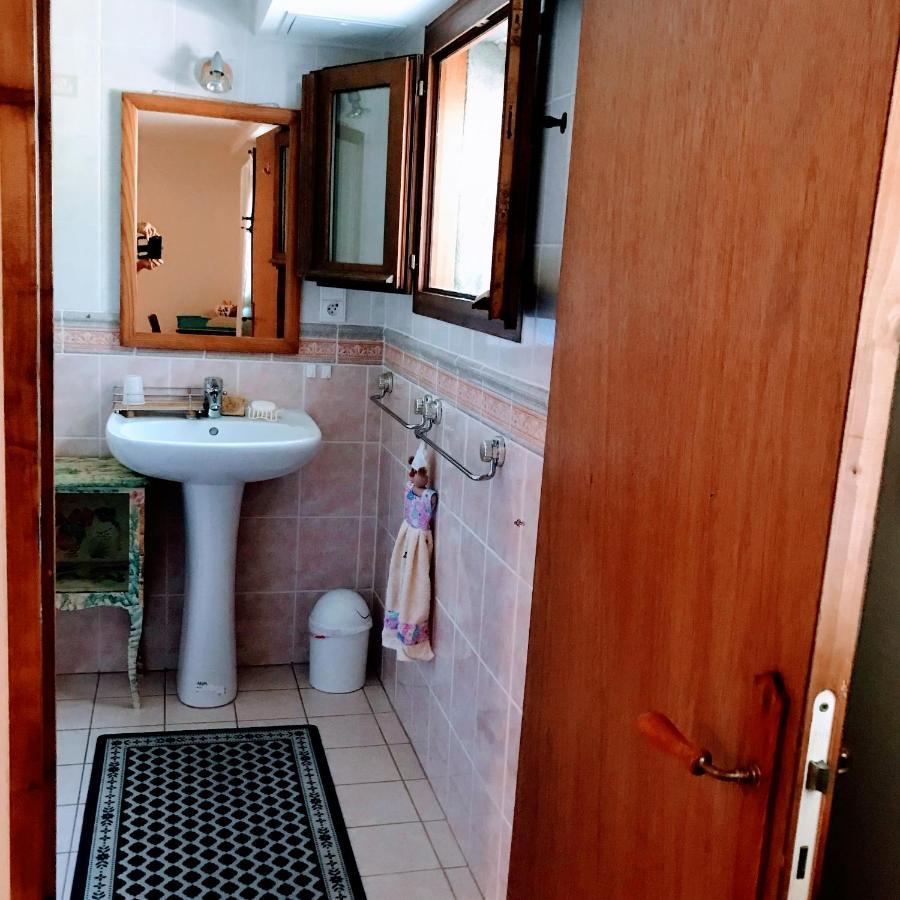 Chambre Et Salle De Bain Prive S'Ouvrant Sur Terrasse, Jardin Et Cuisine D'Ete กีญ็อง ภายนอก รูปภาพ